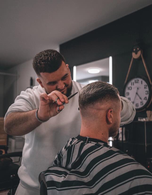 No description available.