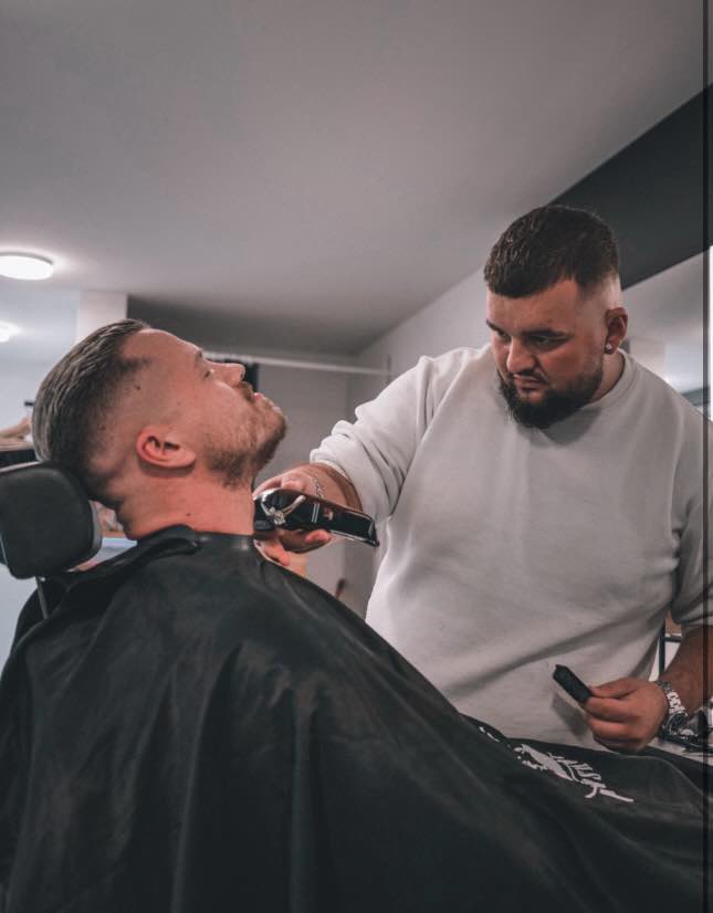 No description available.