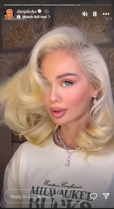 No description available.