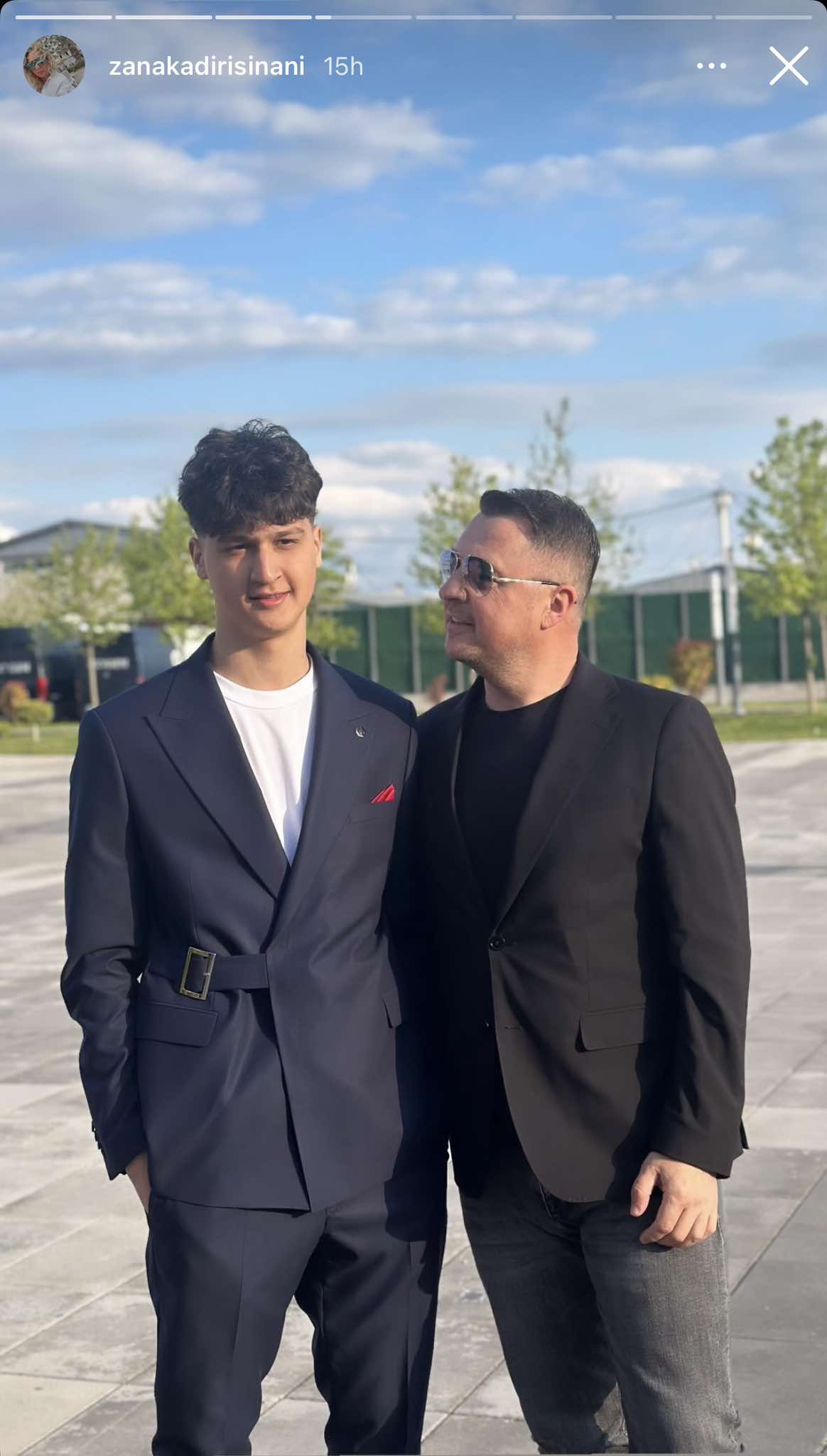 No description available.