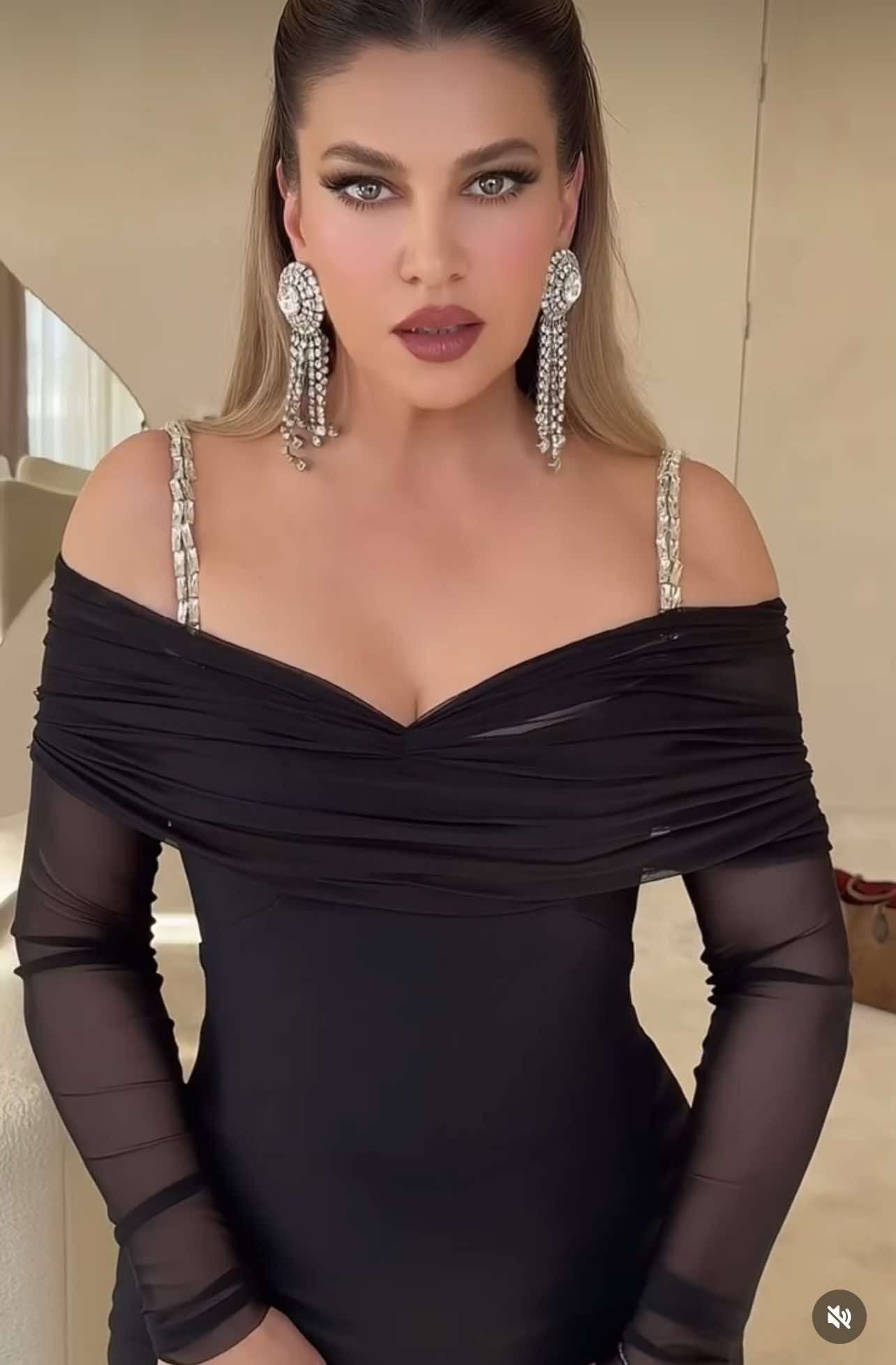 No description available.