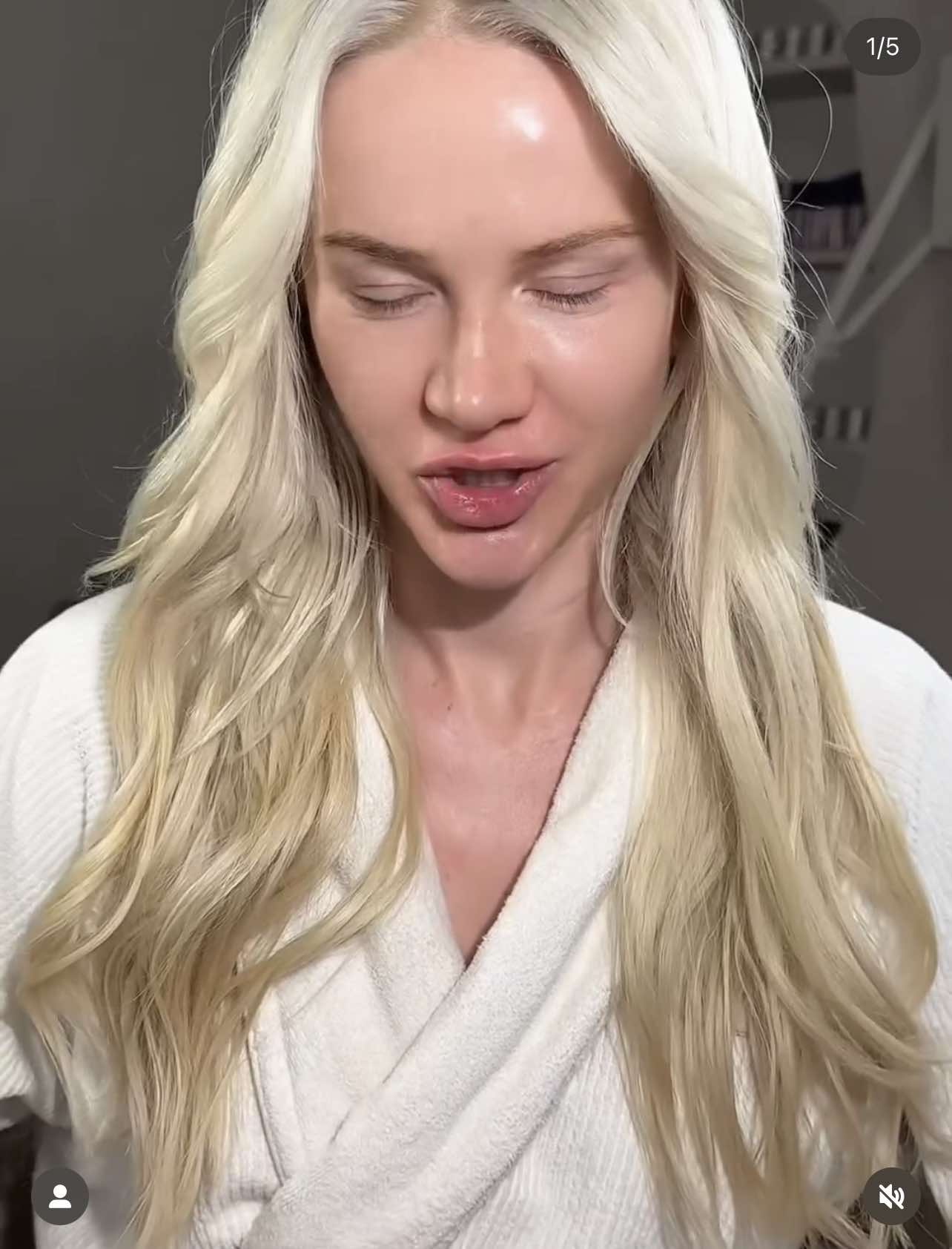 No description available.