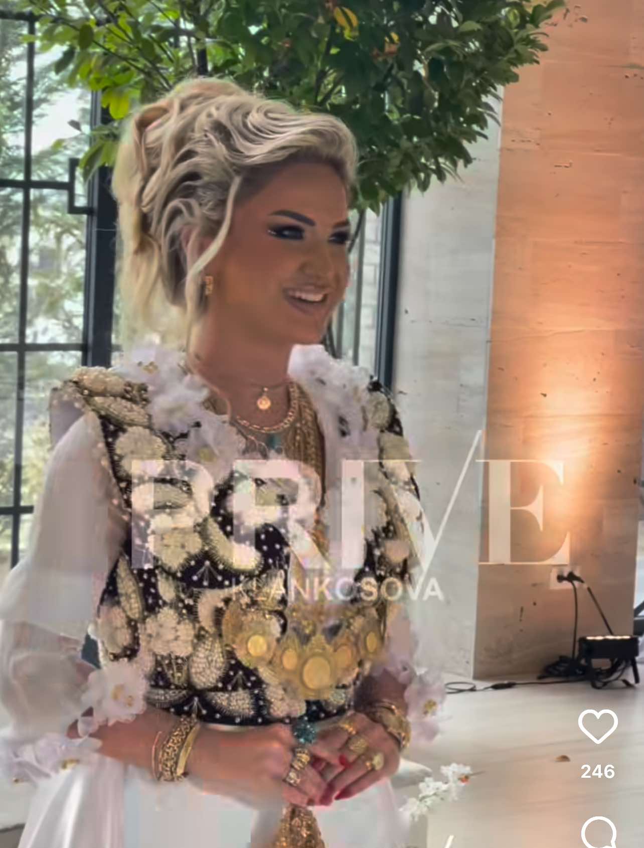 No description available.