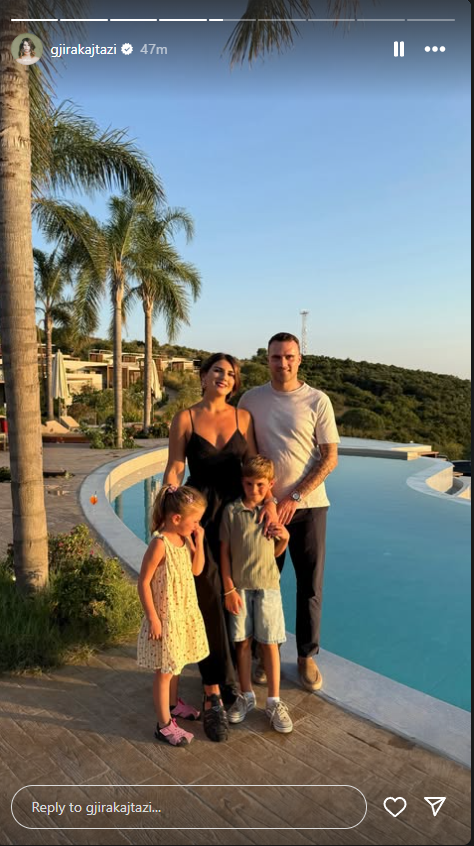 No description available.