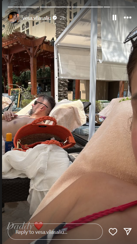 No description available.