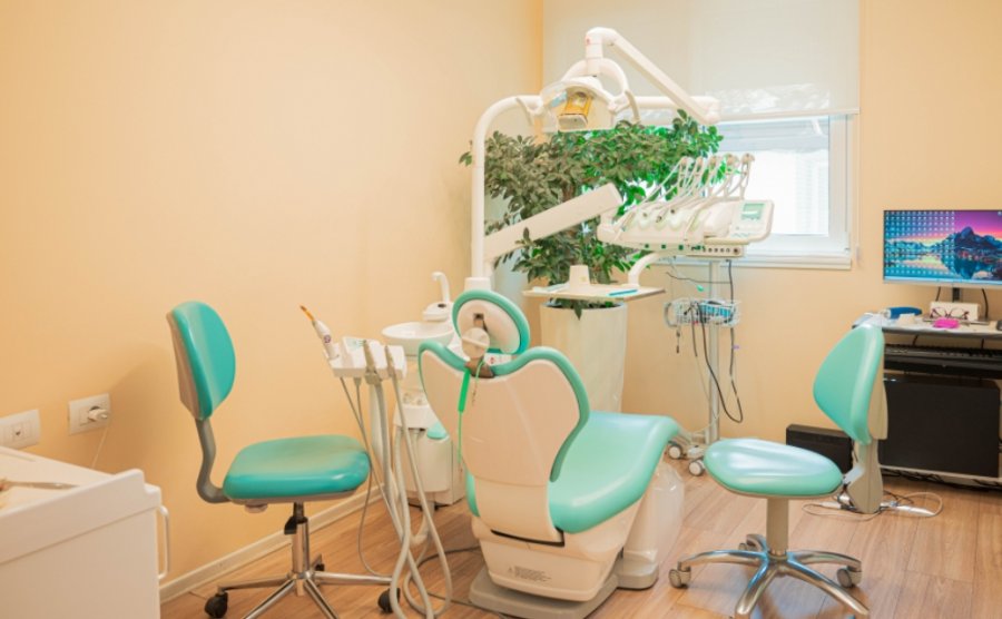 golden-dental-aesthetic-nje-standard-i-ri-ne-stomatologjine-moderne-ne-shqiperi