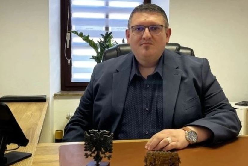  Rasti Rashkoviq i shërben strategjisë së Beogradit    Gashi  Vuçiqi po përpiqet ta zhvendosë narrativën nga krimet e luftës