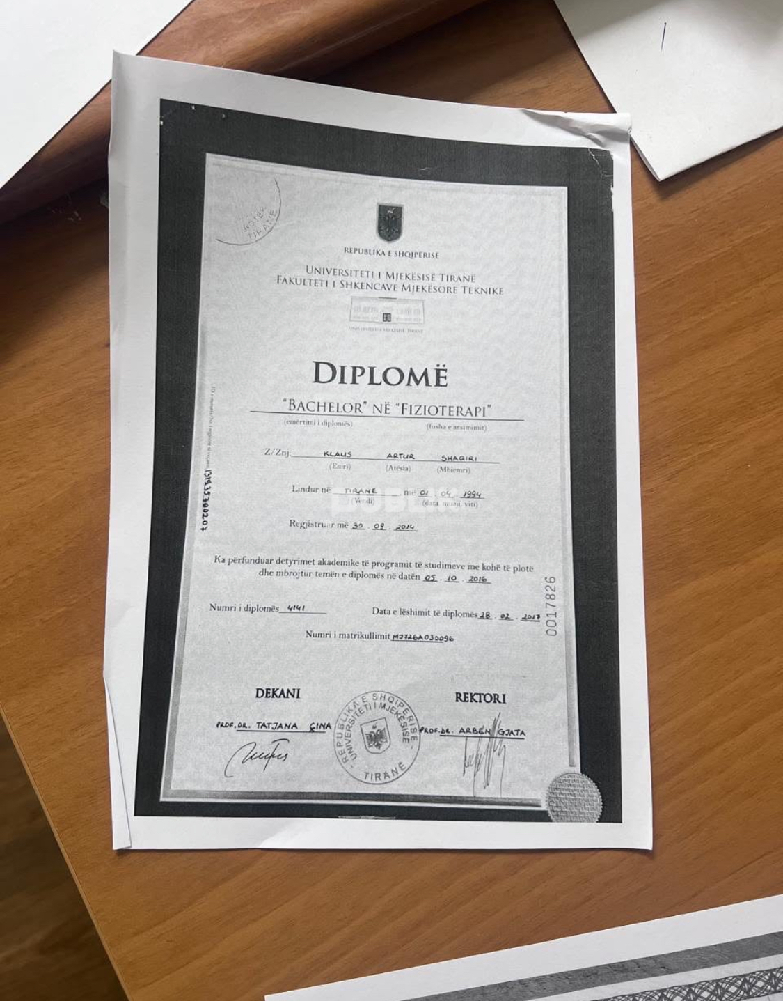 Skandal në ISHSH Tiranë  denoncimi i fortë ndaj drejtorit Klaus Shaqiri